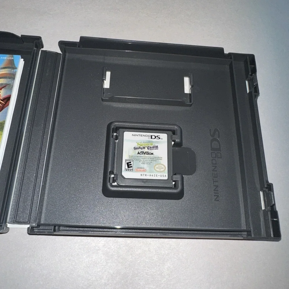 Shrek: Smash n' Crash Racing (Nintendo DS 2007) Excellent Condition Complete CIB